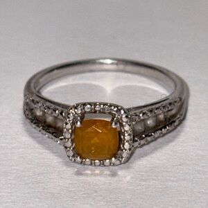 Elegant Silver Ring with citrine Gemstone